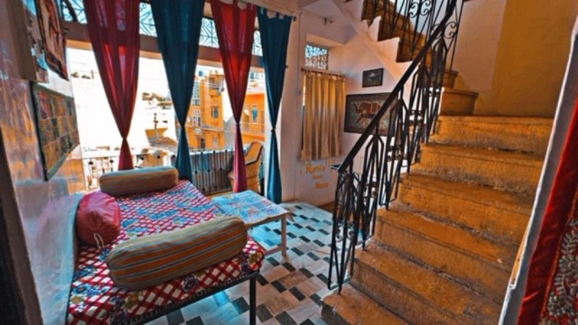 Rumi'S Guest House 斋沙默尔 外观 照片